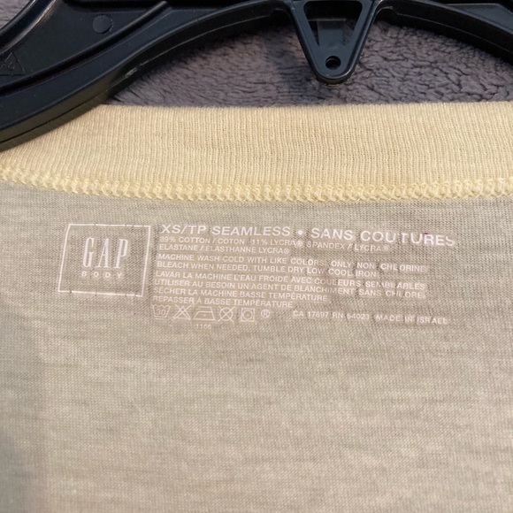 GAP Body Long Sleeved Yellow Top - Picture 2 of 2